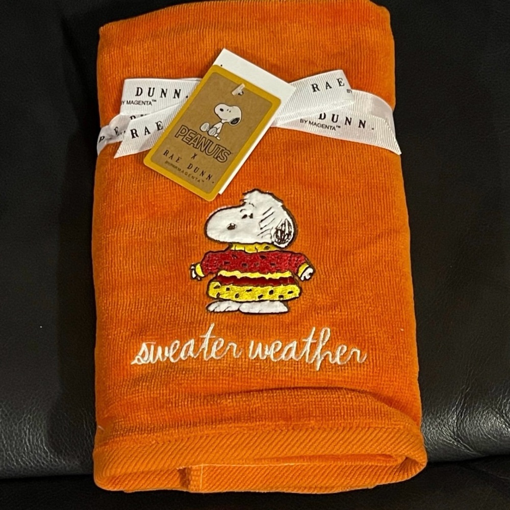 Thanksgiving Rae Dunn Peanuts Snoopy Hand Towels sweater weather